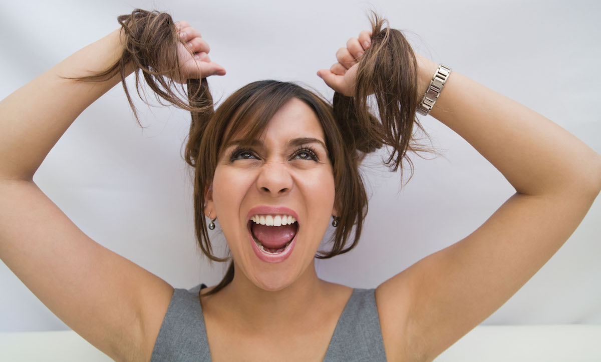 Как женщина может поднять себя за волосы